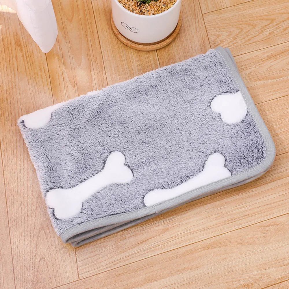 Dog Bed Blanket Bed Mat Soft Fleece Cat Blanket Cute Printed Pet Travel Mat Breathable Cozy Warm Blankets for Small Medium Dogs