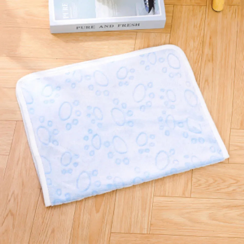 Soft Fluffy Pet Blanket Cute Paw Printed Pet Mat Warm and Comfortable Puppy Bed Mat Breathable Blanket Cover for Cats Small Dogs