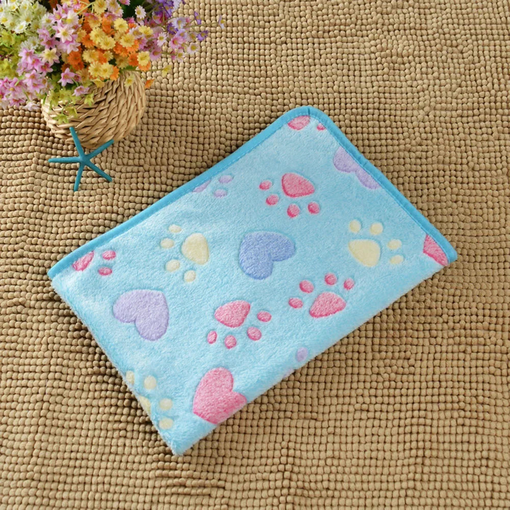 Soft Fluffy Pet Blanket Cute Paw Printed Pet Mat Warm and Comfortable Puppy Bed Mat Breathable Blanket Cover for Cats Small Dogs
