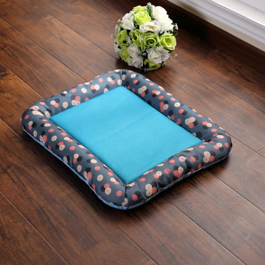 Dog Cooling Mat Pet Ice Pad Teddy Mattress Pet Cool Mat Bed Cat Summer Keep Cool Ice Silk Cooling Sleeping Mats for Dogs Cats