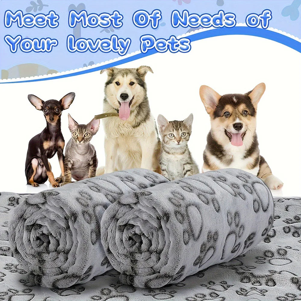 Soft Fluffy Pet Blanket Cute Paw Printed Pet Mat Warm and Comfortable Puppy Bed Mat Breathable Blanket Cover for Cats Small Dogs